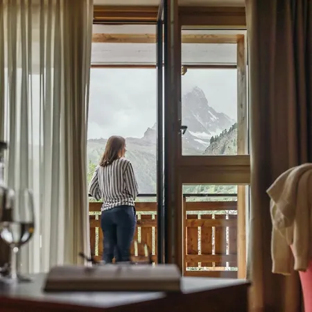 La Couronne & Hotel 4*