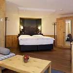 Hotel La Couronne &