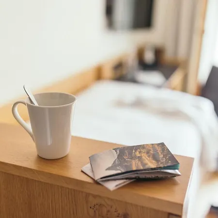 Hotel La Couronne &