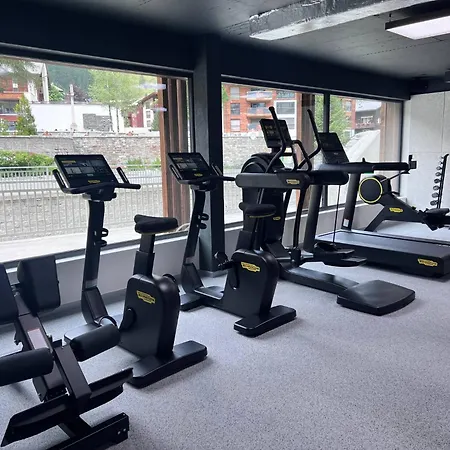 Hotell La Couronne & 4*