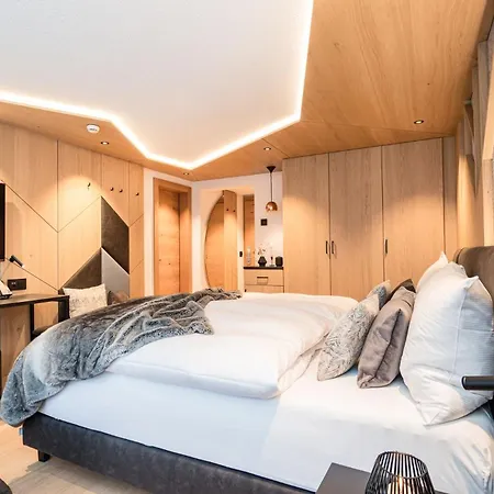 Hotell La Couronne &