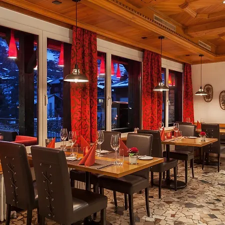 Hotel La Couronne &
