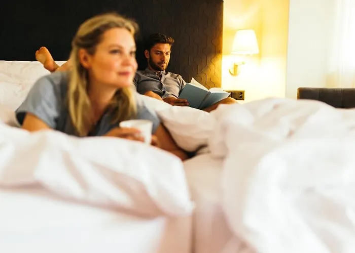 Hotell La Couronne & 4*