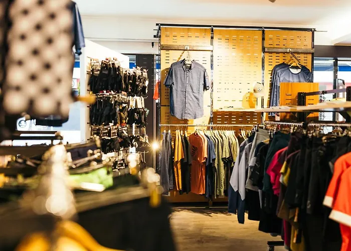 La Couronne & צרמט