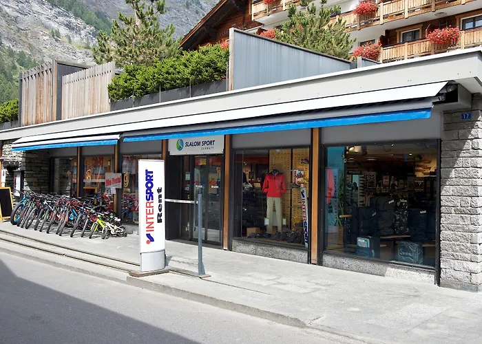 Hotell La Couronne & 4*